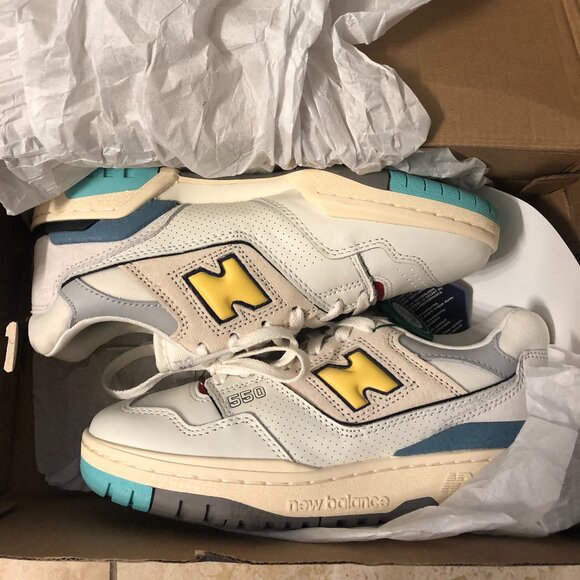 New Balance 550 Sea Salt Yellow - Picture 4 of 4